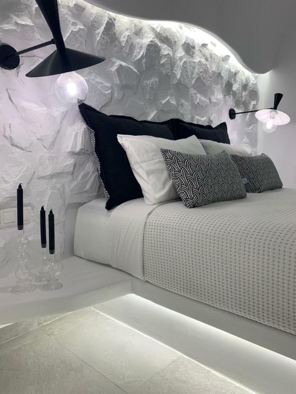 Panos Aparthotel 2*